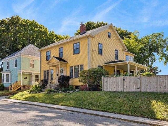 4 bedroom, South Portland ME 04106 105648602