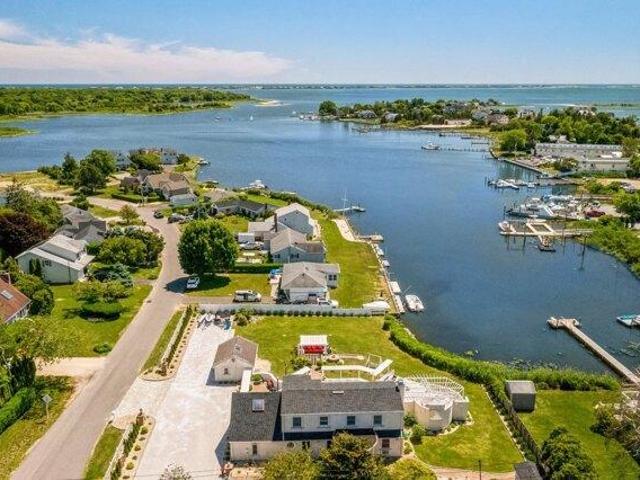 4 bedroom, Southampton NY 11968 105289681