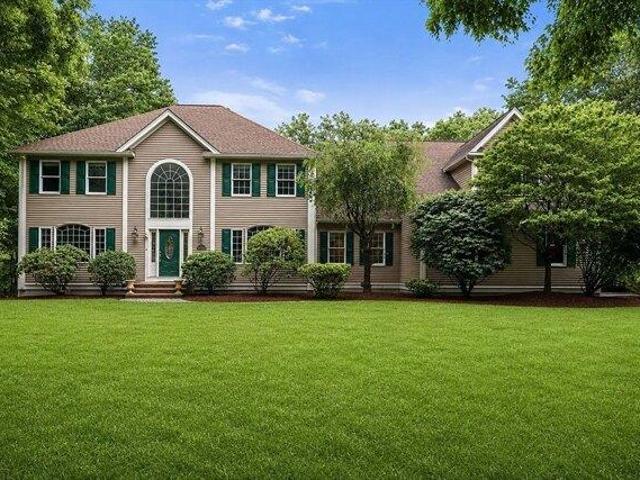 4 bedroom, Southborough MA 01772 104297792