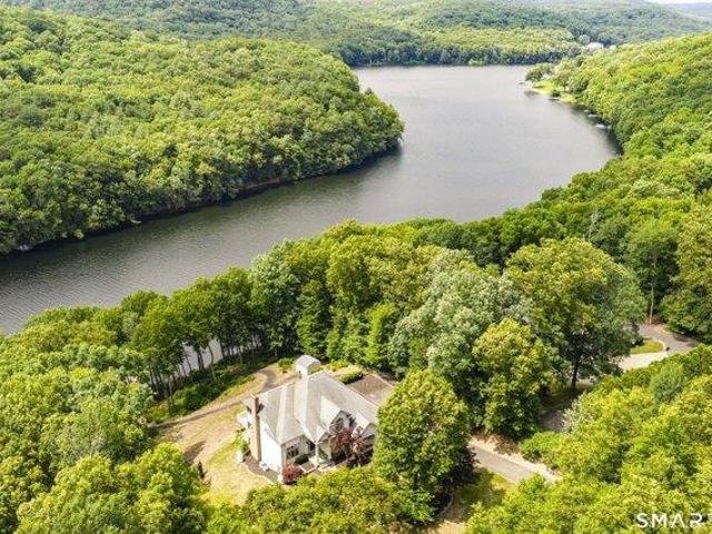 4 bedroom, Southbury CT 06488 104543390