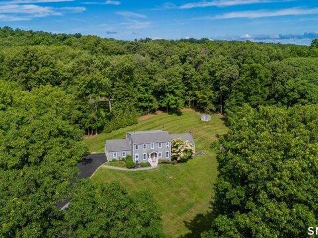 4 bedroom, Southbury CT 06488 104568220