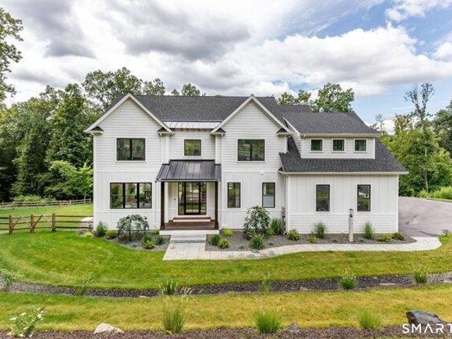 4 bedroom, Southbury CT 06488 104568455