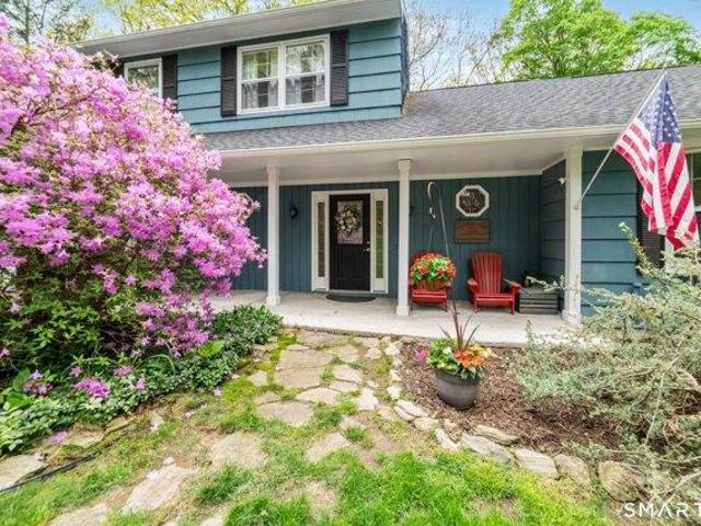4 bedroom, Southbury CT 06488 104687734