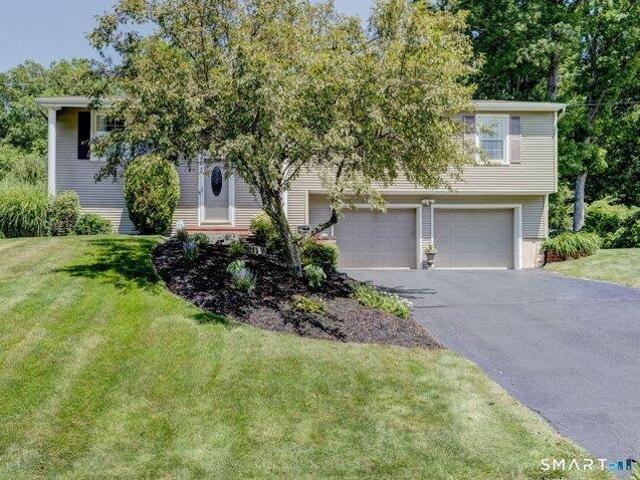 4 bedroom, Southington CT 06479 104541374