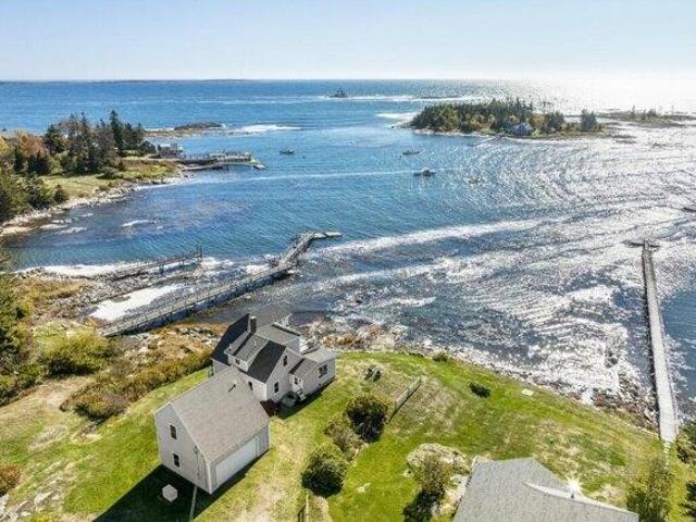 4 bedroom, Southport ME 04576 105588966