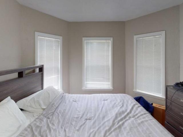 4 bedroom, Somerville MA 02143 98395724