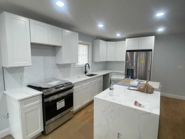 4 bedroom, Somerville MA 02143 LS98396070