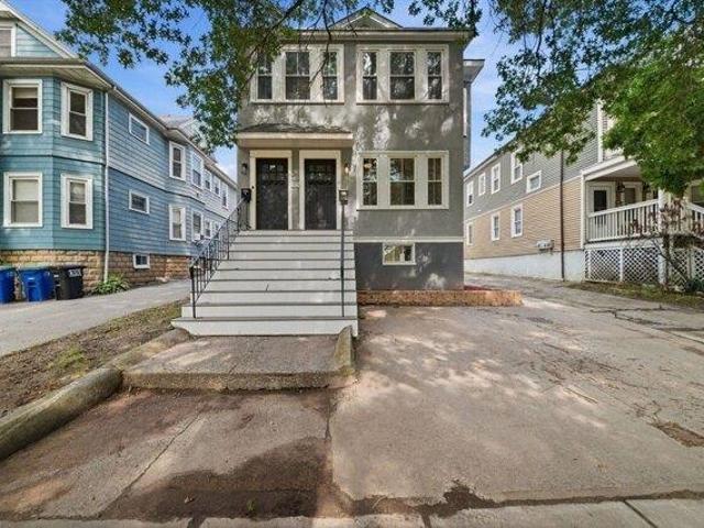 4 bedroom, Somerville MA 02144 105402918