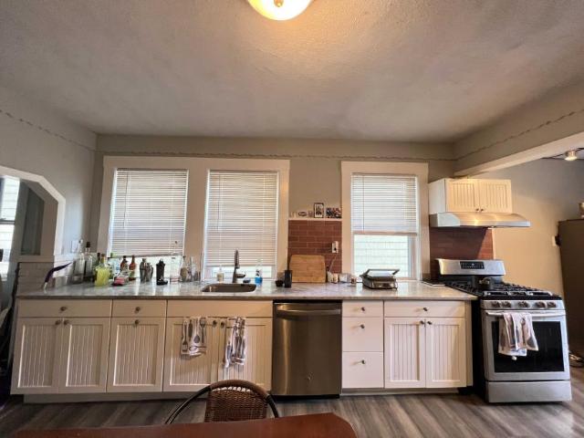 4 bedroom, Somerville MA 02144 LS98395231