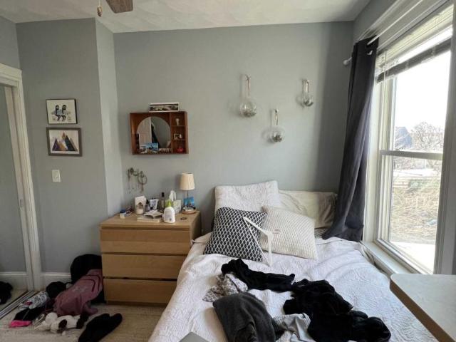 4 bedroom, Somerville MA 02144 LS98396522