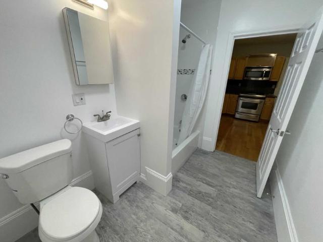 4 bedroom, Somerville MA 02144 LS98396888