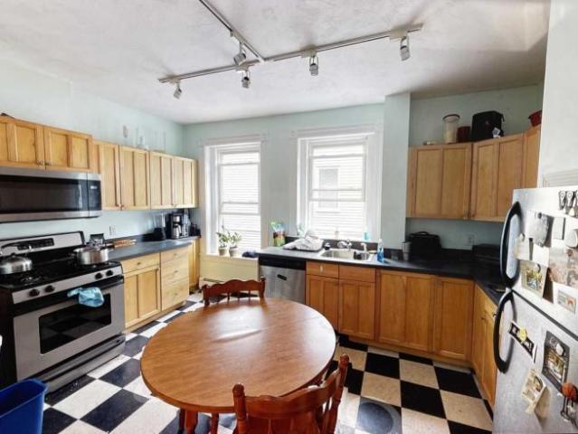 4 bedroom, Somerville MA 02145 98396173