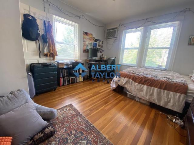 4 bedroom, Somerville MA 02145 100098695