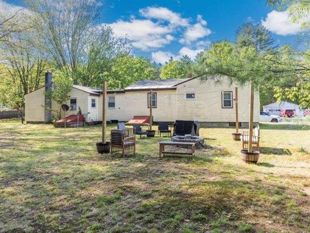 4 bedroom, Somersworth NH 03878 105534314