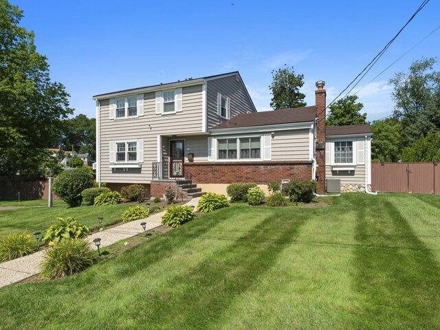 4 bedroom, Saugus MA 01906 105514319