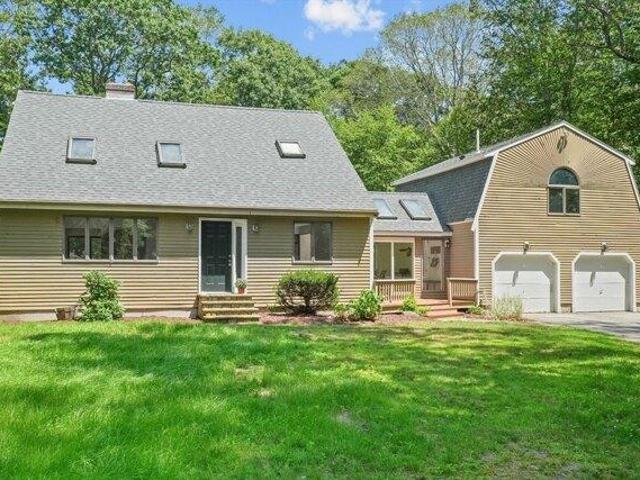 4 bedroom, Salisbury MA 01952 105533356