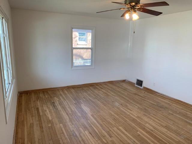 4 bedroom, Salt Lake City UT 84109 100596189