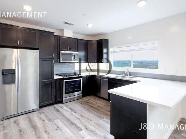 4 bedroom, SAN DIEGO CA 92110 104615780
