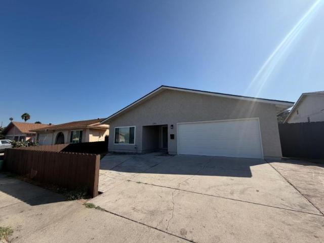 4 bedroom, San Diego CA 92113 105781160