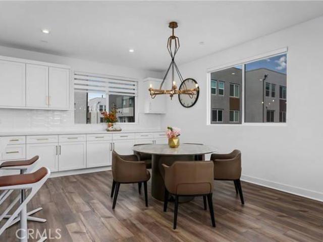 4 bedroom, Santa Ana CA 92705 106095122