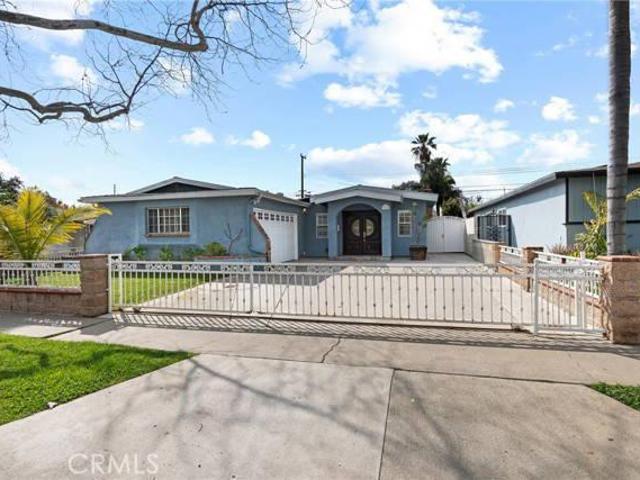 4 bedroom, Santa Ana CA 92701 106133879