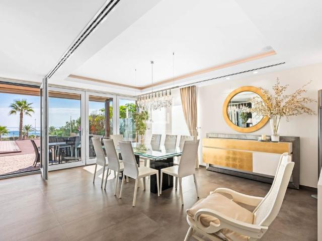 4 bedroom seafront house for rent in Arenales del Sol, Alicante