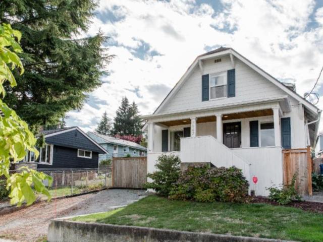 4 bedroom, Seattle WA 98106 105845420