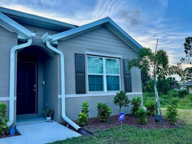 4 bedroom, Sebastian FL 32958 LS105670012
