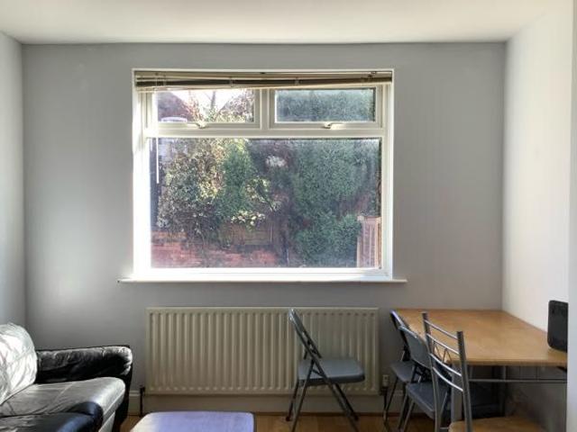 4 Bedroom Semi Detached To Rent in Lenton