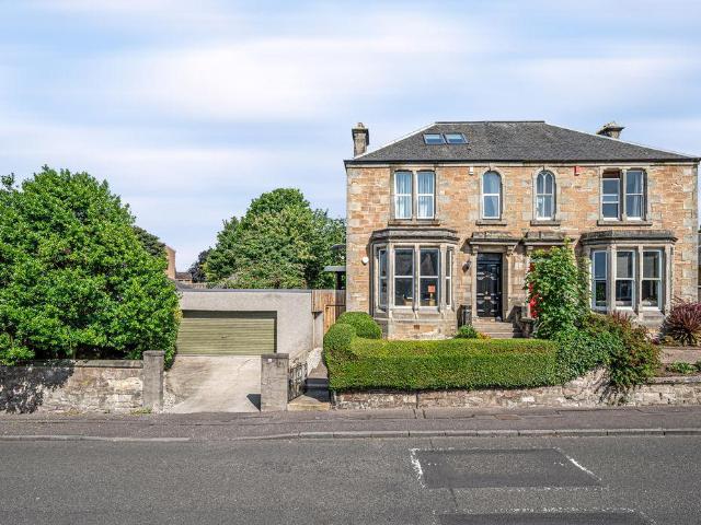 4 bedroom semi detached villa house for sale