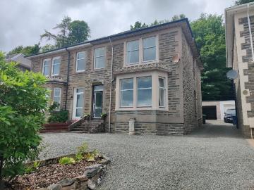 4 bedroom semi detached villa house for sale