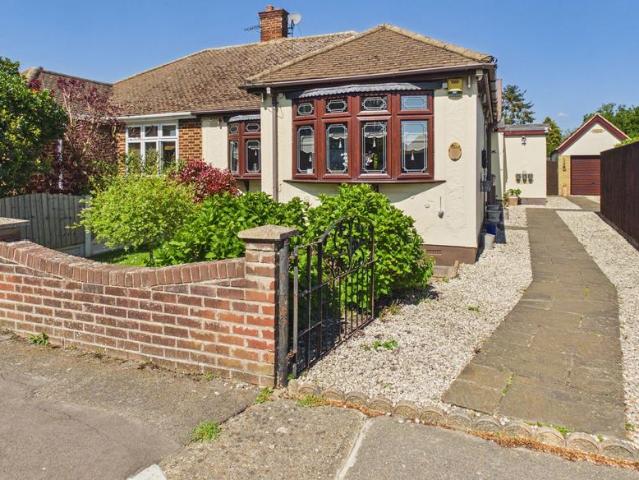 4 bedroom semi detached bungalow for sale