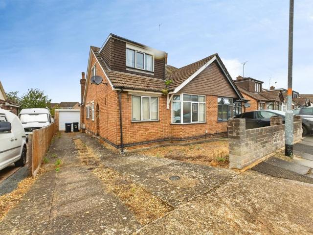 4 bedroom semi detached bungalow for sale