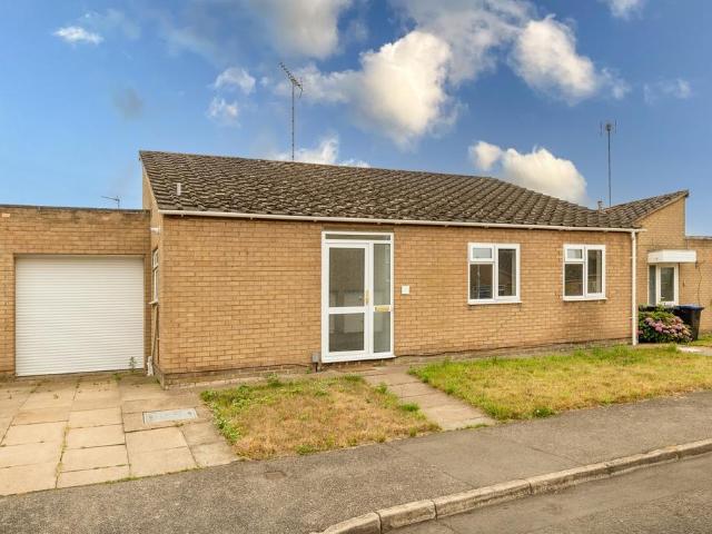 4 bedroom semi detached bungalow for sale