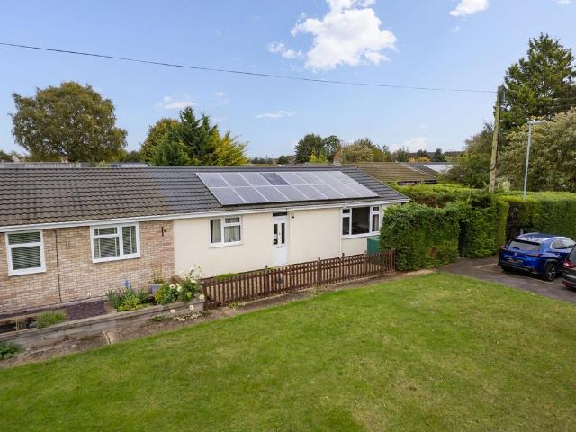 4 bedroom semi detached bungalow for sale