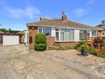 4 bedroom semi detached bungalow for sale
