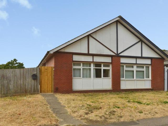 4 bedroom semi detached bungalow for sale