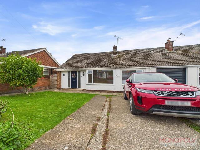 4 bedroom detached bungalow for sale