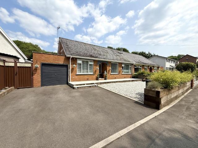 4 bedroom semi detached bungalow for sale