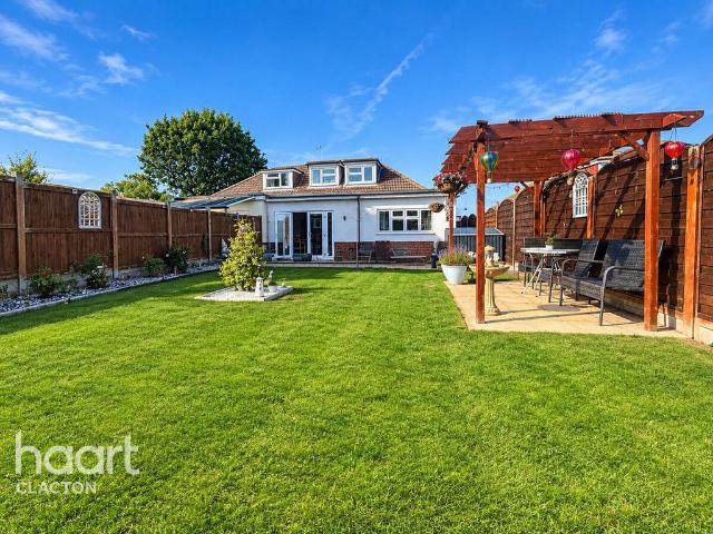 4 bedroom semi detached bungalow for sale