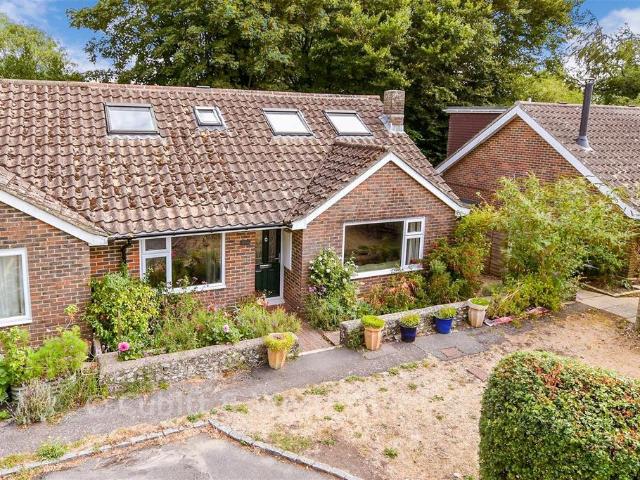 4 bedroom semi detached bungalow for sale