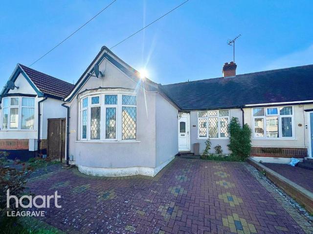 3 bedroom semi detached bungalow for sale