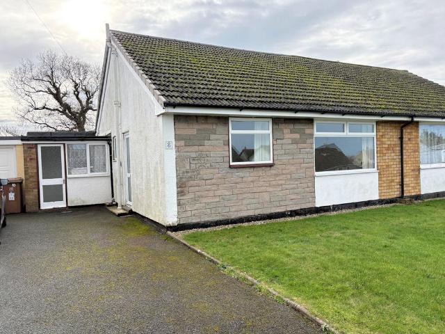 4 bedroom semi detached bungalow for sale