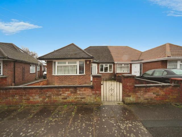 3 bedroom semi detached bungalow for sale