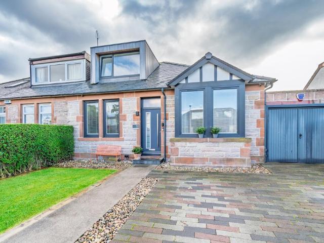 4 bedroom semi detached bungalow for sale