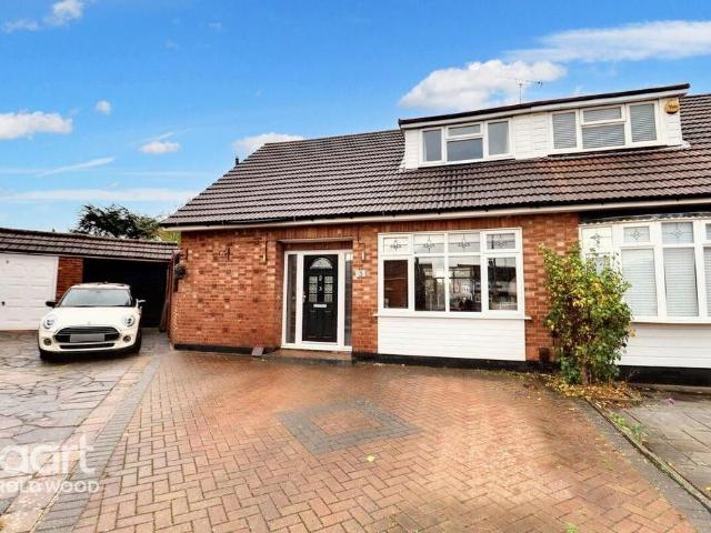 4 bedroom semi detached house for sale