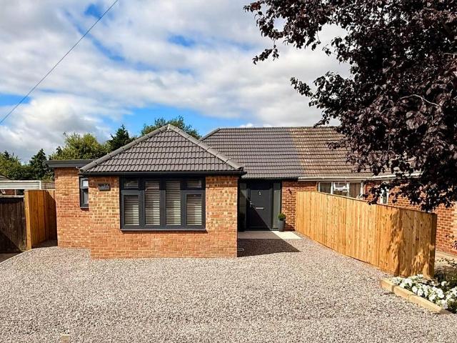 4 bedroom semi detached bungalow for sale