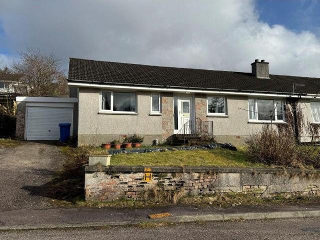 4 bedroom semi detached bungalow for sale