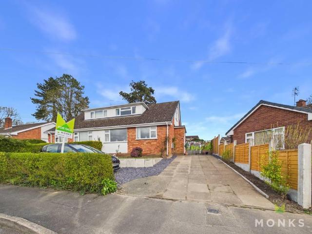 4 bedroom semi detached bungalow for sale
