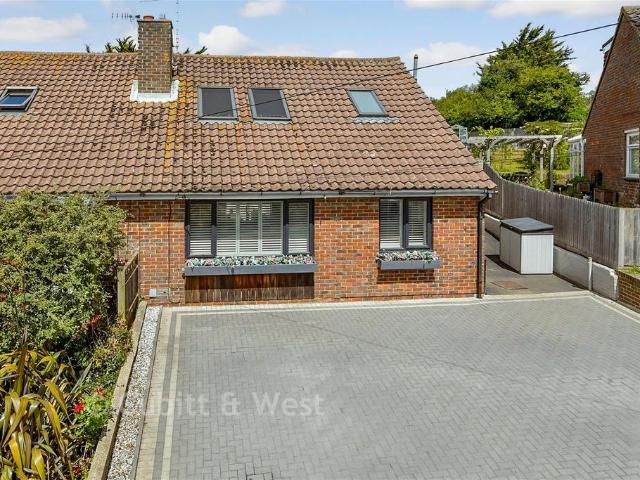 4 bedroom semi detached bungalow for sale